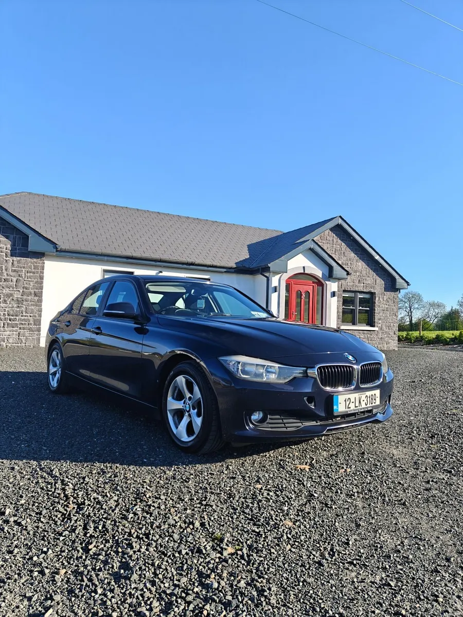 BMW 3-Series 2012 - Image 3