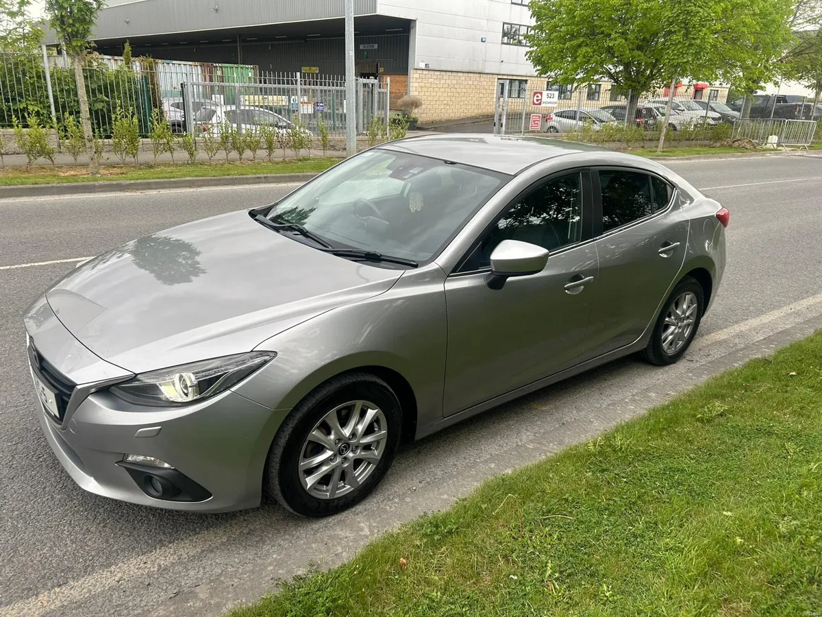 Mazda Mazda3 2015  IMMACULATE - Image 3