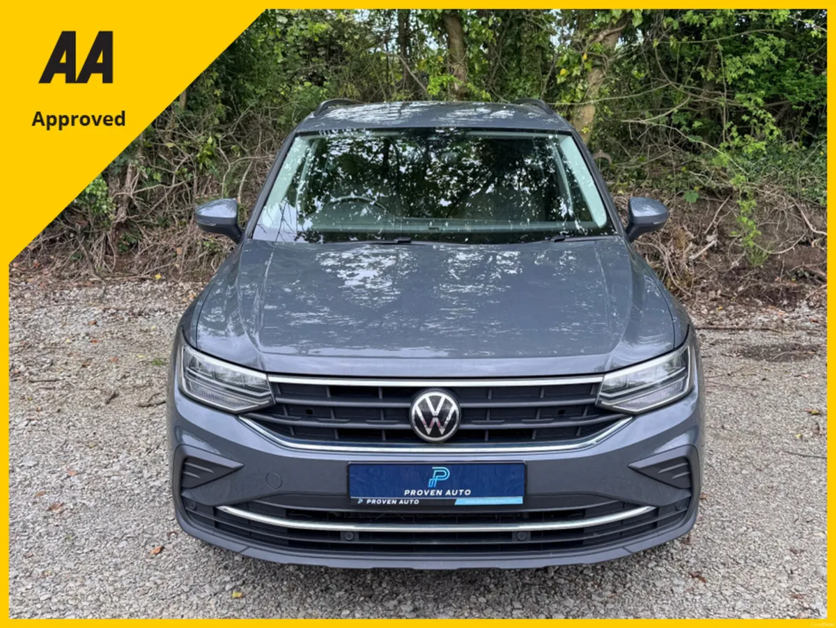 Volkswagen Tiguan LIFE 1.5TSI 130BHP * 1 YEAR UNLI - Image 4