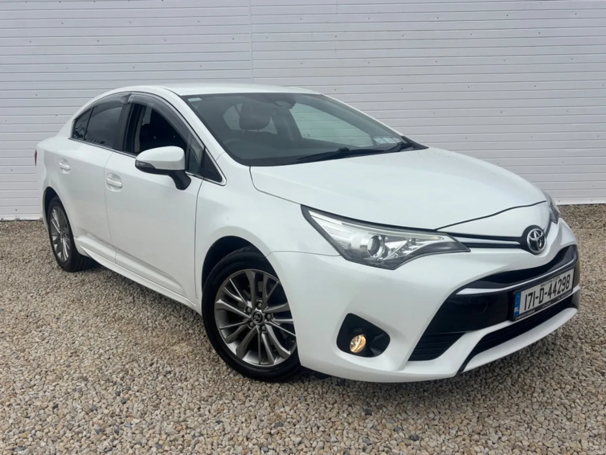 Toyota Avensis 2.0 D LUNA 4DR - Image 1