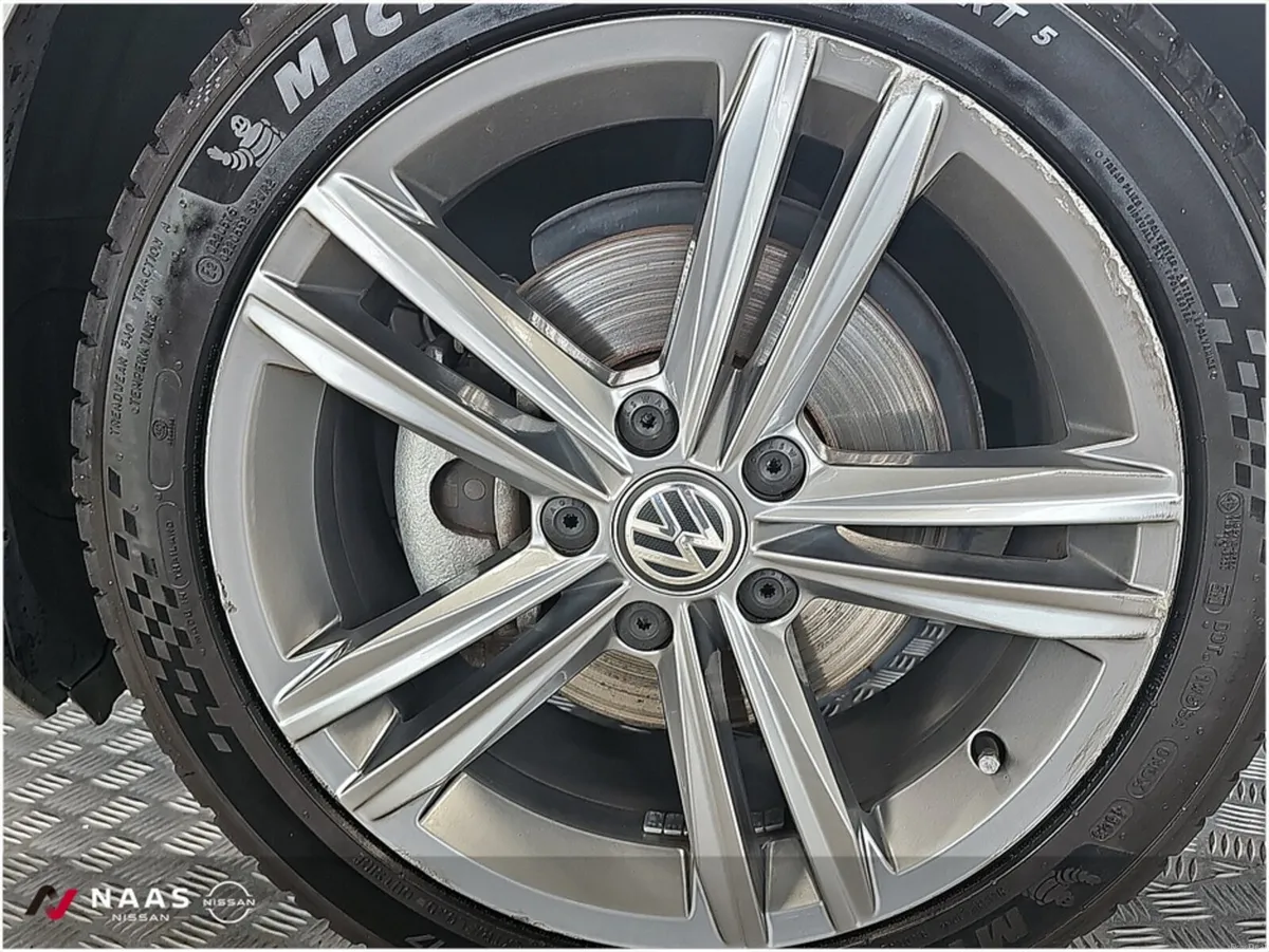 Volkswagen Golf TSI HIGH LINE - Image 6