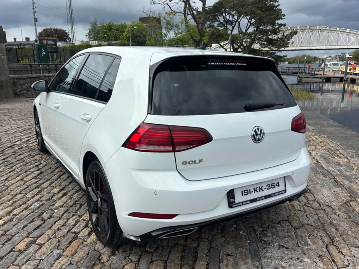 Volkswagen Golf R-LINE 1.6 TDI MANUAL 5SPEED 5DR 1 - Image 4
