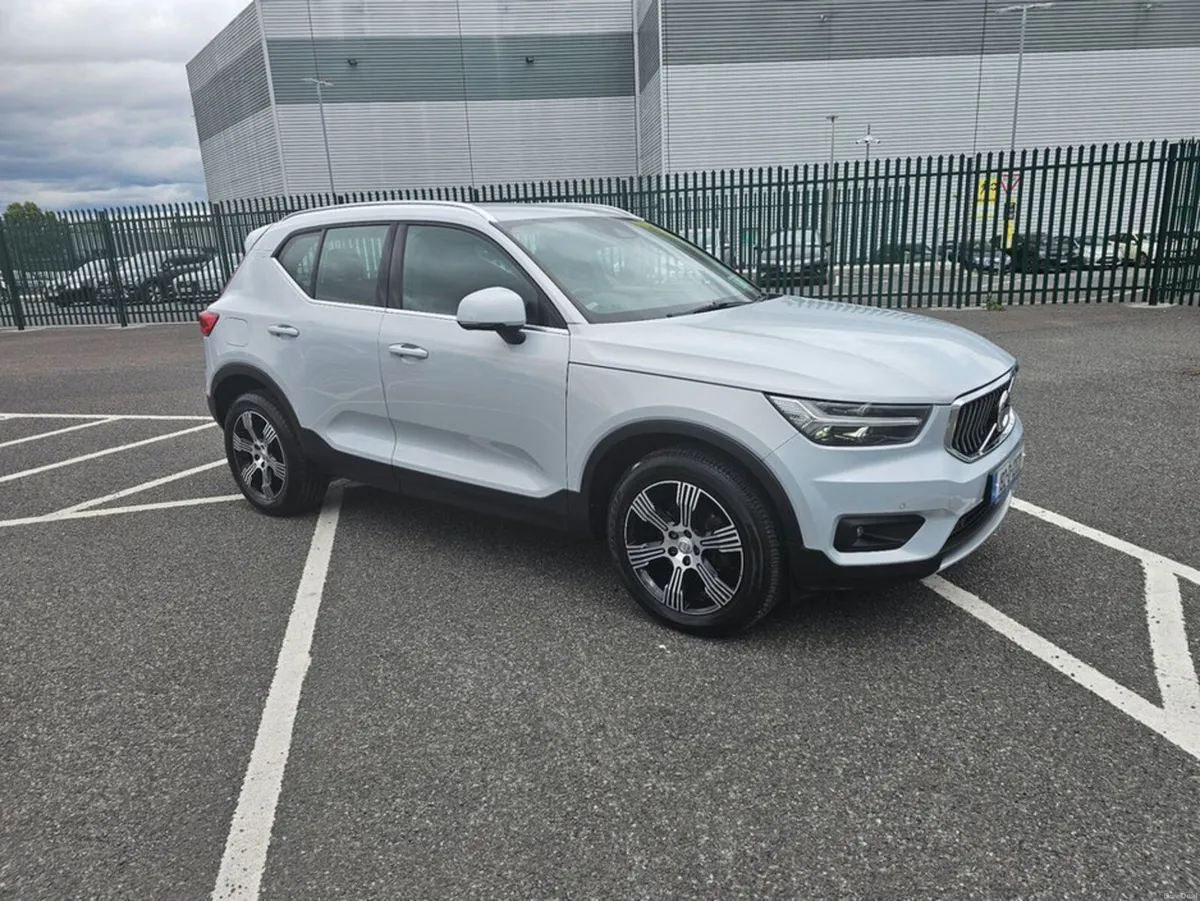 Volvo XC40 2.0 DIESEL, AUTOMATIC, INSCRIPTION MODE - Image 6