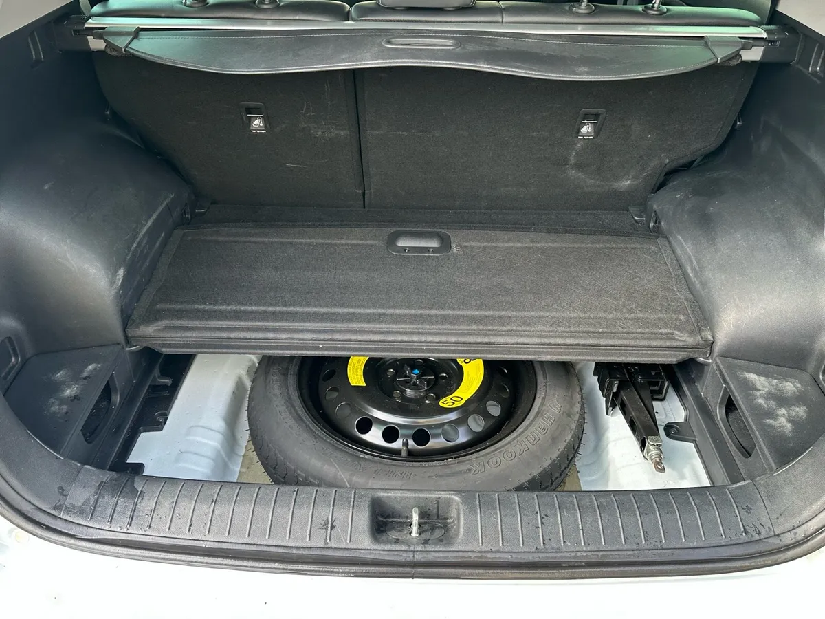 Fresh nct 2016 KIA Sportage EX Premium Spec 82k KM - Image 5