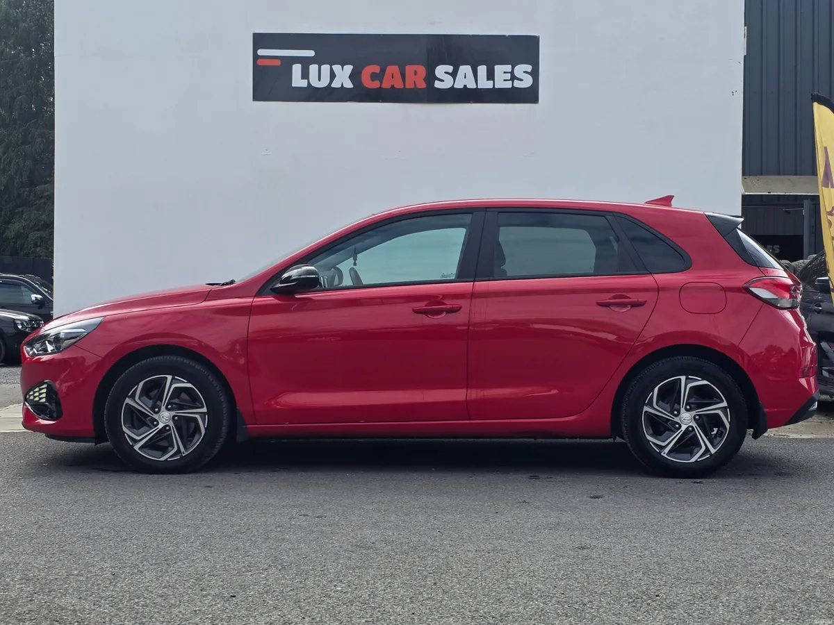 2022 Hyundai i30 1.6 CRDI DELUXE // NEW NCT - Image 3