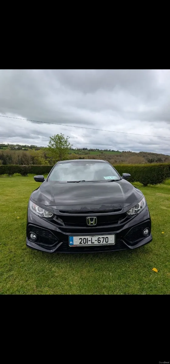 Honda Civic 2020 - Image 1
