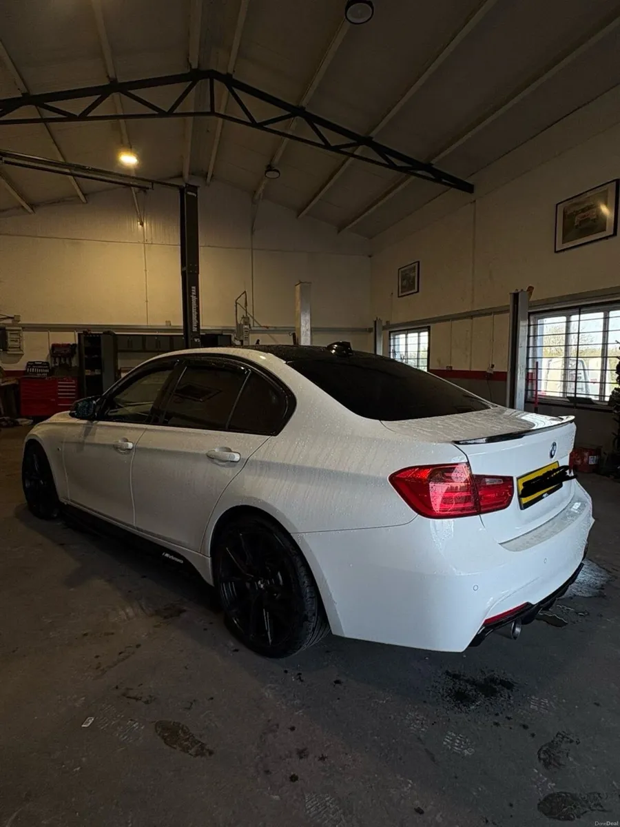 BMW 3-Series 2015 - Image 4
