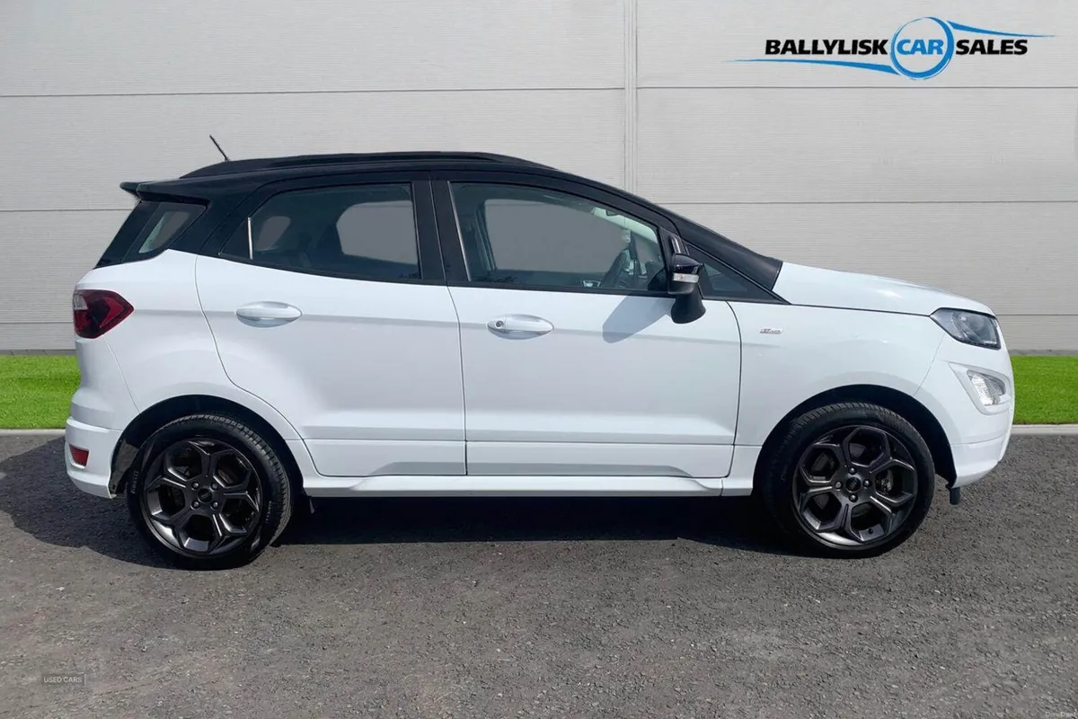 Ford EcoSport 1.0T 125PS ST-Line in White with onl - Image 3
