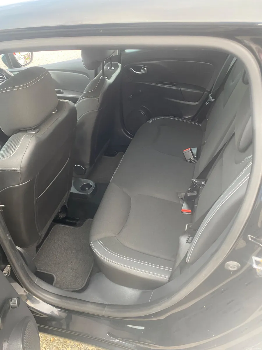 Renault Clio 2017 - Image 6