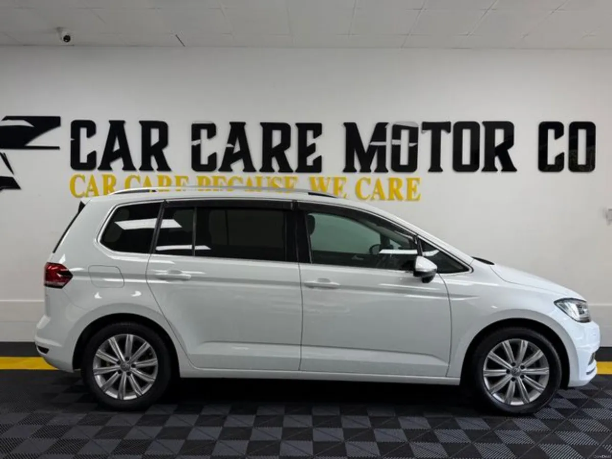 Volkswagen Touran 2017 Touran 7 Seat Automatic - Image 3