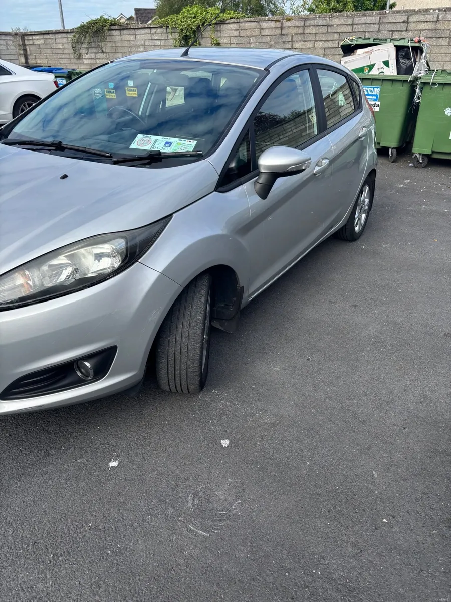 Ford Fiesta 2014 - Image 2