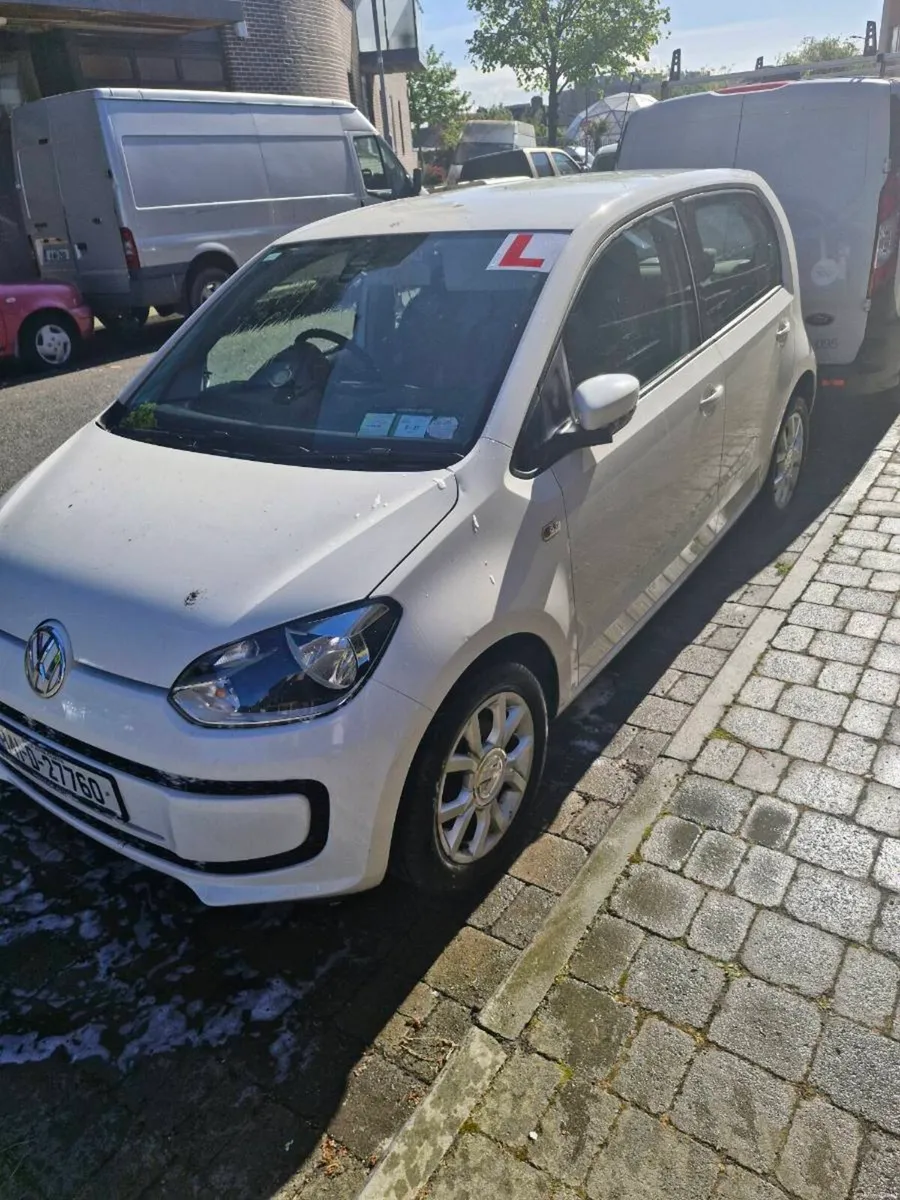 Volkswagen Up - Image 2
