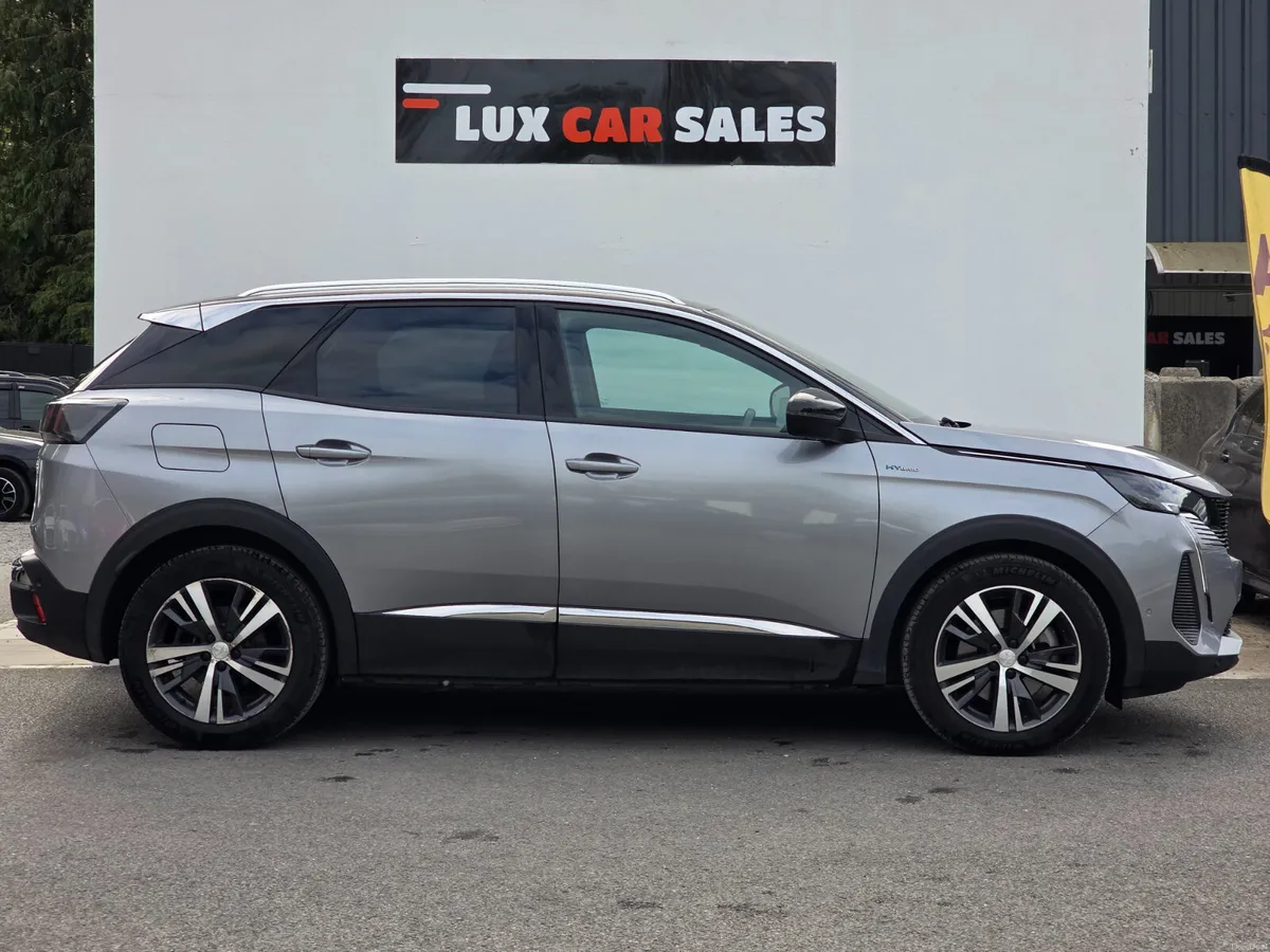 2024 Peugeot 3008 1.6 ALLURE PREMIUM PLUS HYBRID - Image 2