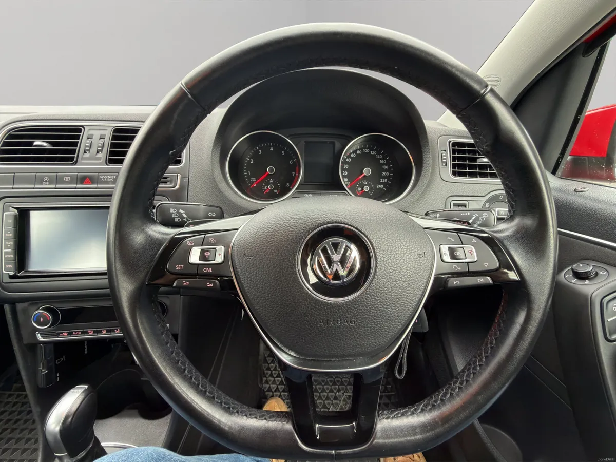 Volkswagen Polo 2014 * FULL SPEC* Comfortline plus - Image 2