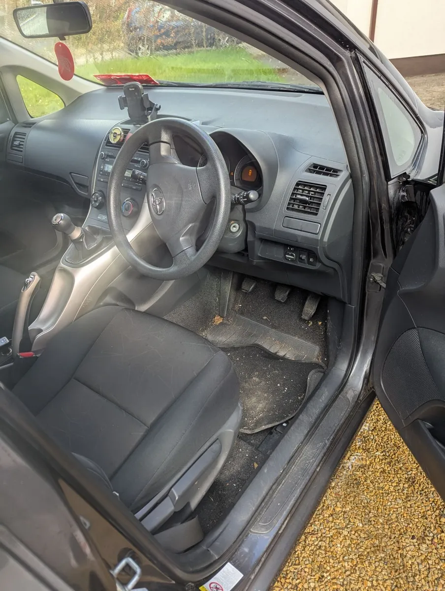 Toyota Auris 2007 - Image 4