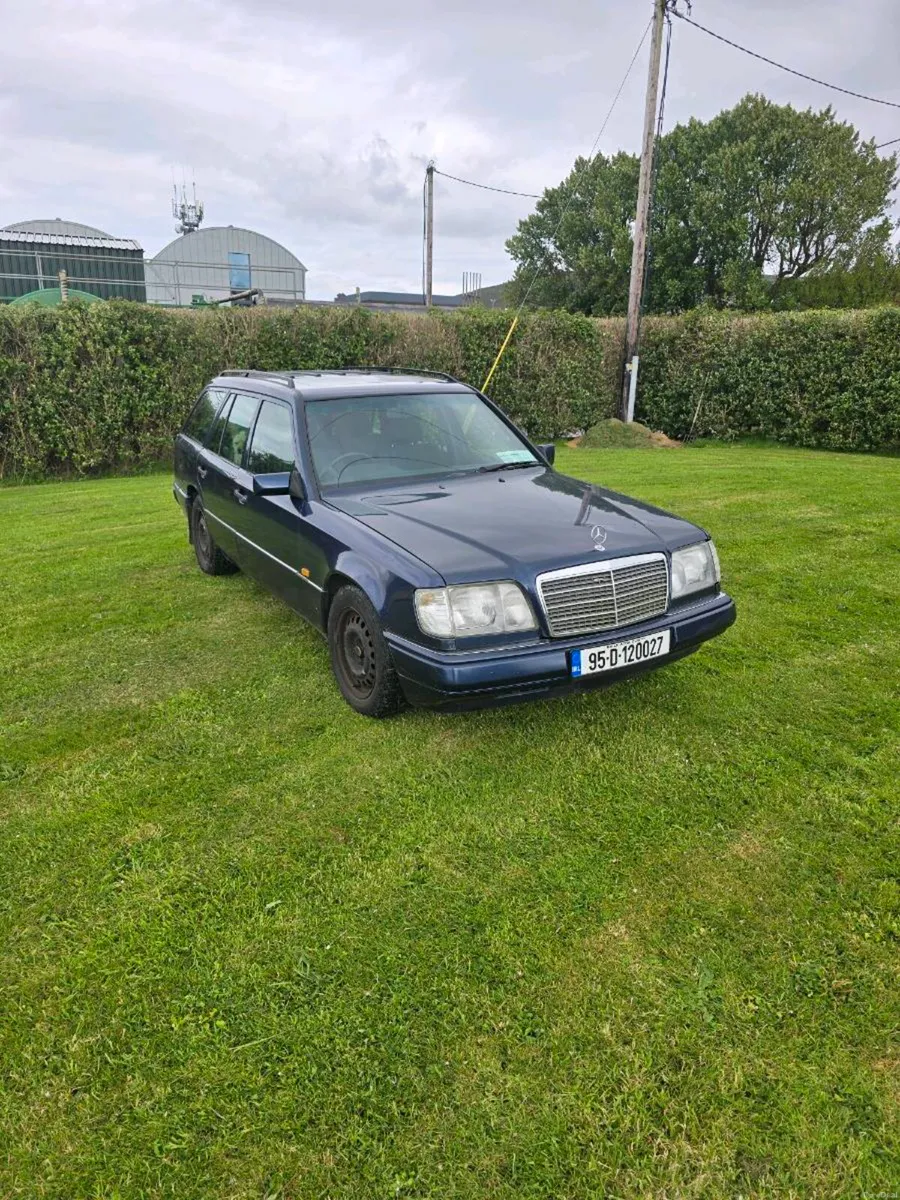 Mercedes Estate - Image 1