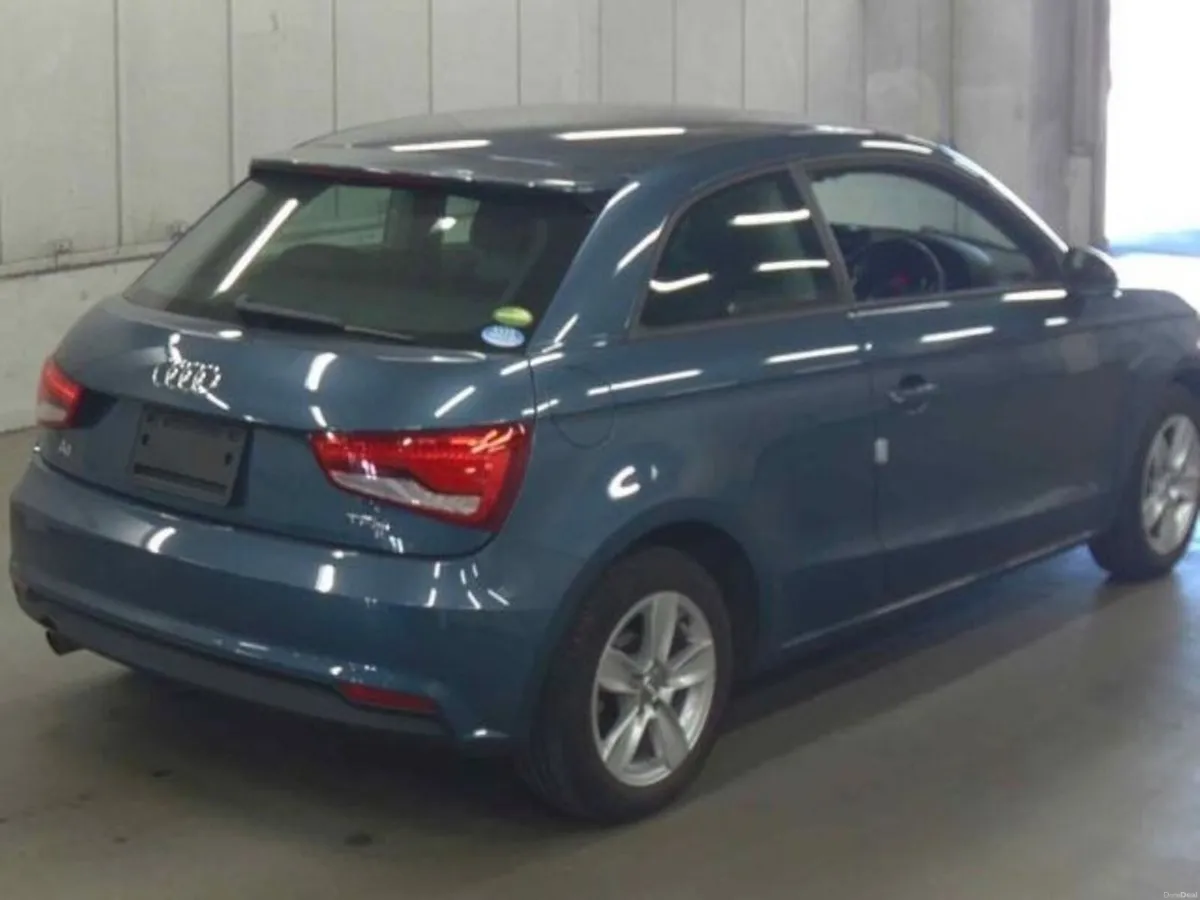 Audi A1 1.0 AUTOMATIC - FACTORY ALLOY WHEELS - Image 2