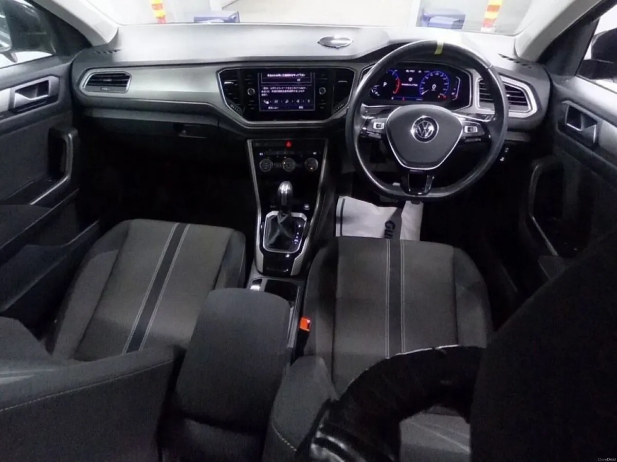 Volkswagen T-Roc 1.5 TSI STYLE DESIGN PACKAGE - 17 - Image 3