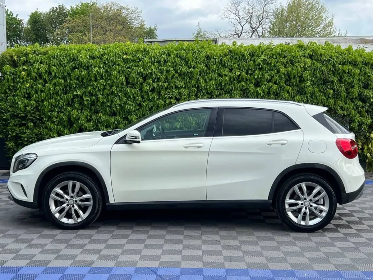 Mercedes-Benz GLA GLA180 EXECUTIVE 1.6 AUTO // OPE - Image 4