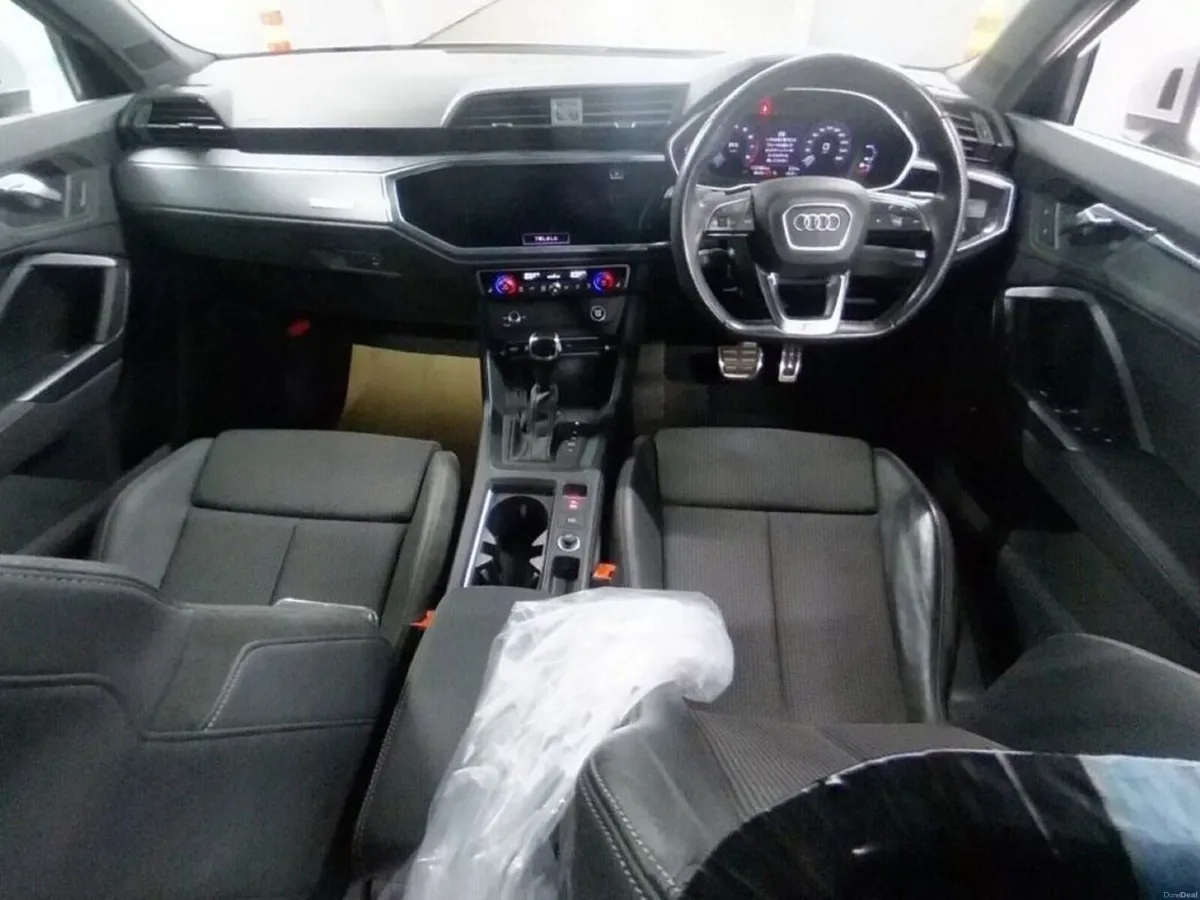 Audi Q3 1.5 TFSI S-LINE - HALF BLACK LEATHER - FAC - Image 3