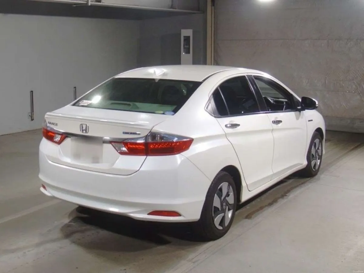 Honda Grace 1.5 HYBRID - CRUISE CONTROL - REAR CAM - Image 2