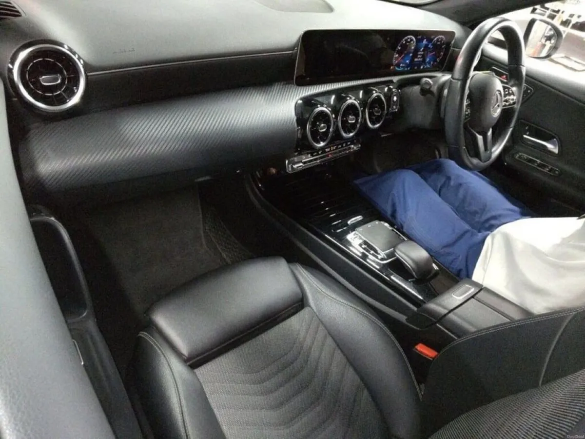 Mercedes-Benz A-Class 1.4 AUTOMATIC STYLE PACKAGE - Image 3