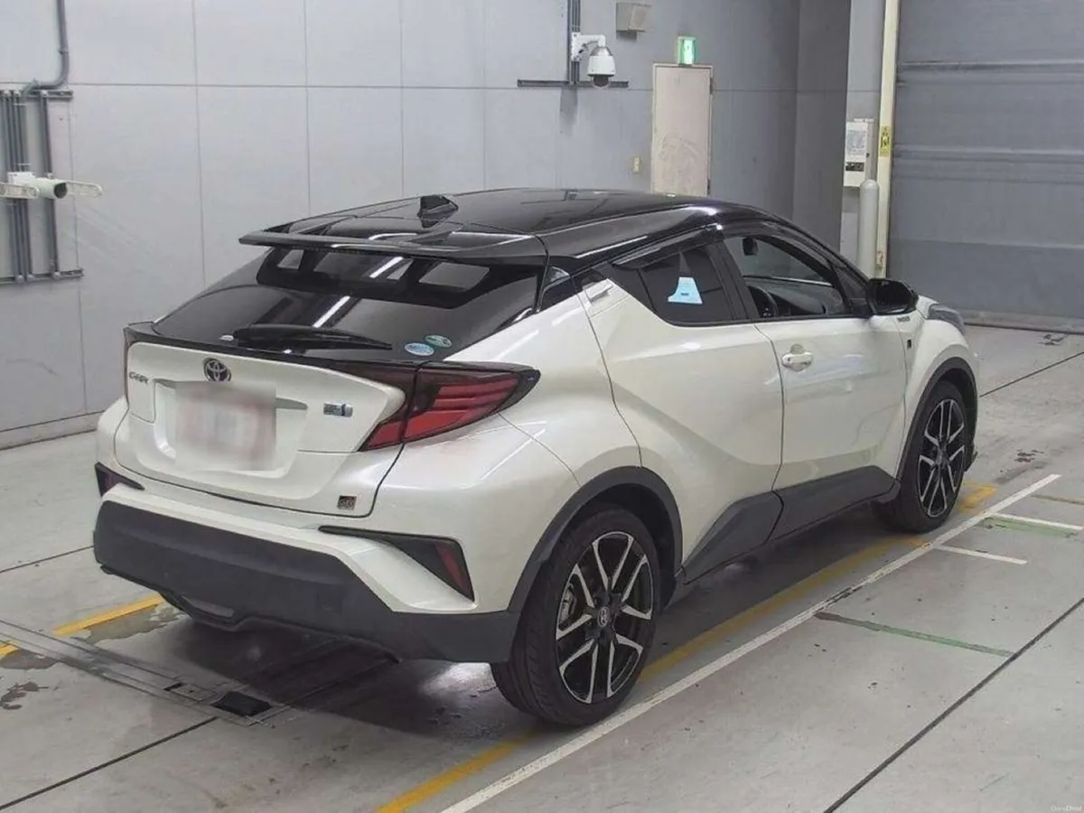 Toyota C-HR GR SPORTS - 1.8 HYBRID - 19'' FACTORY - Image 2