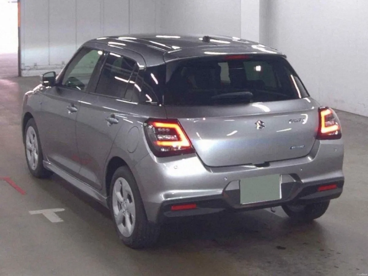 Suzuki Swift 1.2 HYBRID AUTOMATIC - NEW MODEL - CR - Image 2