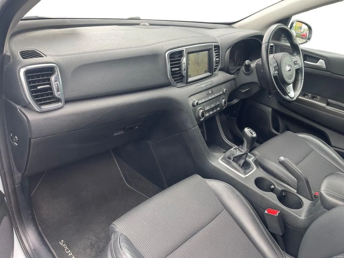 Kia Sportage 1.7 D EX - Image 4