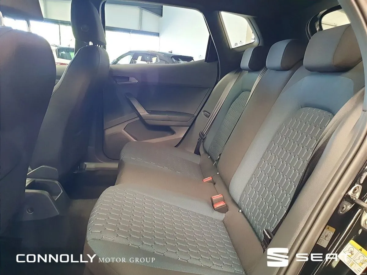 SEAT Arona SE MANUAL~~FROM 195 P/M~~0.9%APR - Image 6