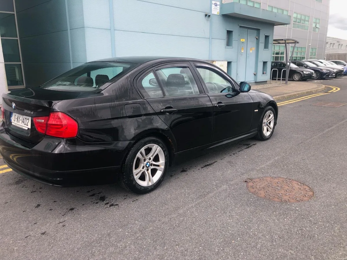 BMW 316 2010 - Image 3