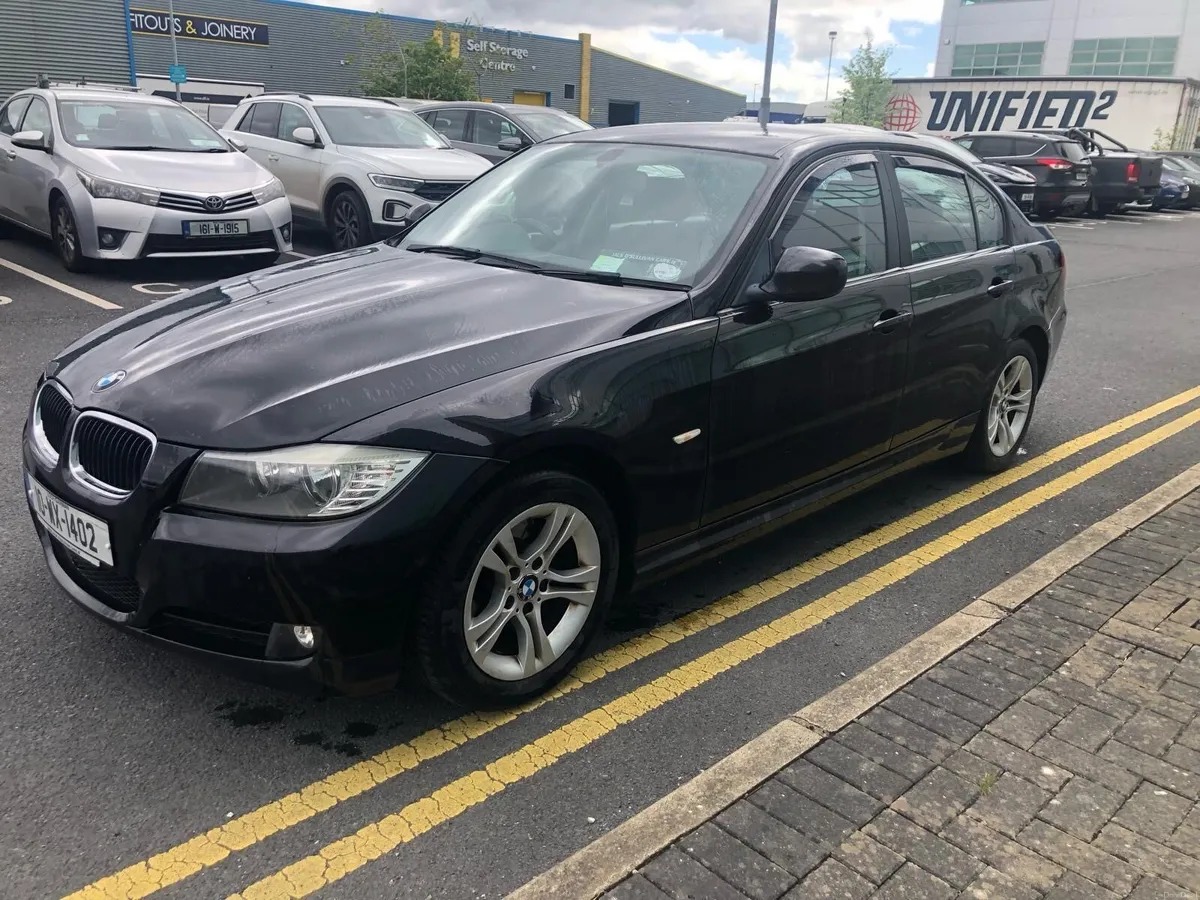 BMW 316 2010 - Image 4