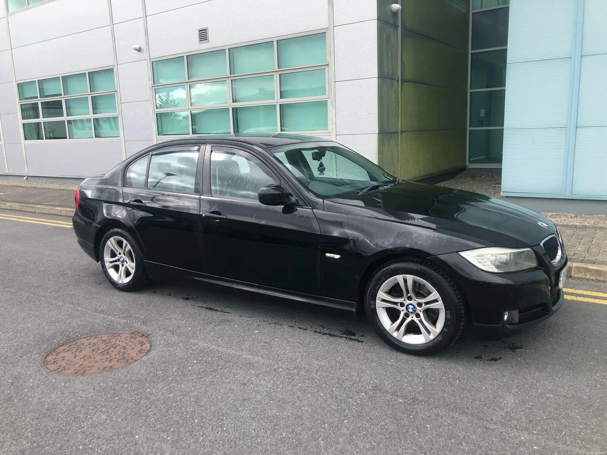 BMW 316 2010 - Image 1
