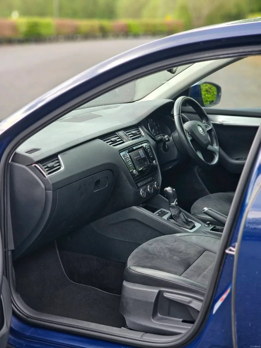 2013 Skoda Octavia Elegence Automatic 2.0 Tdi - Image 4