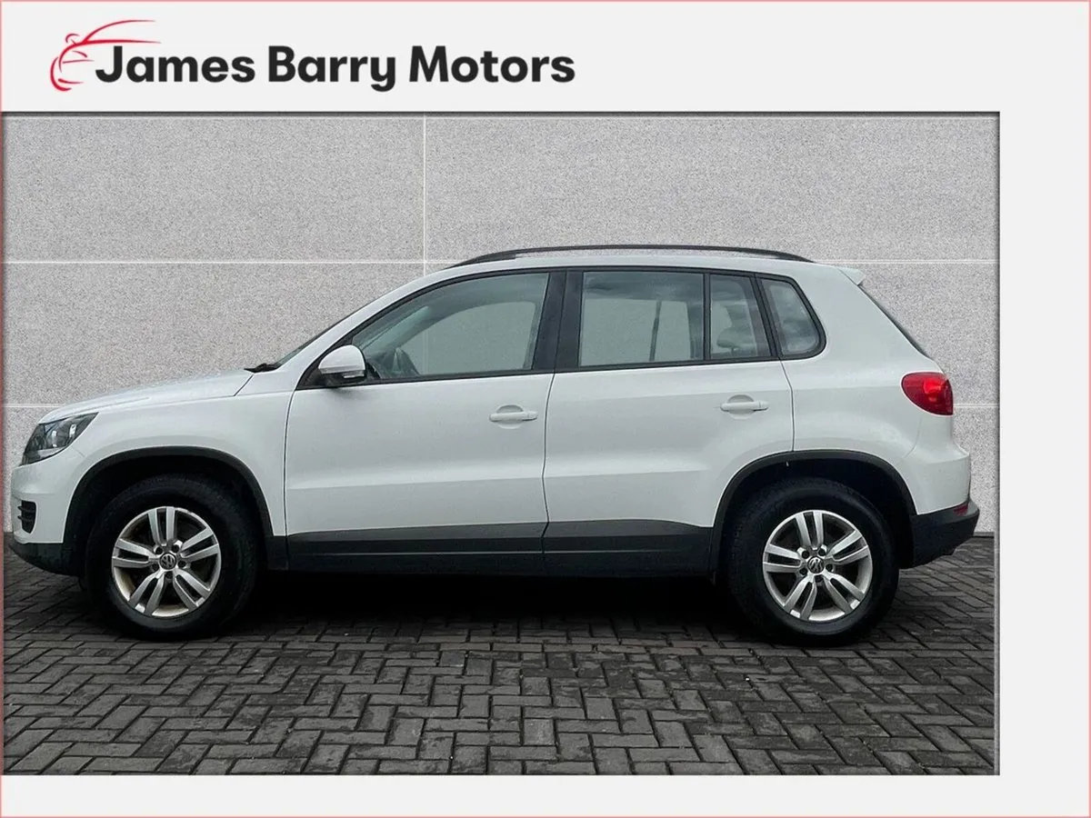 Volkswagen Tiguan 2.0 TDI 140BHP SPORT & STYLE - Image 3