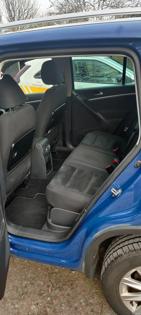Volkswagen Tiguan 2012 - Image 4