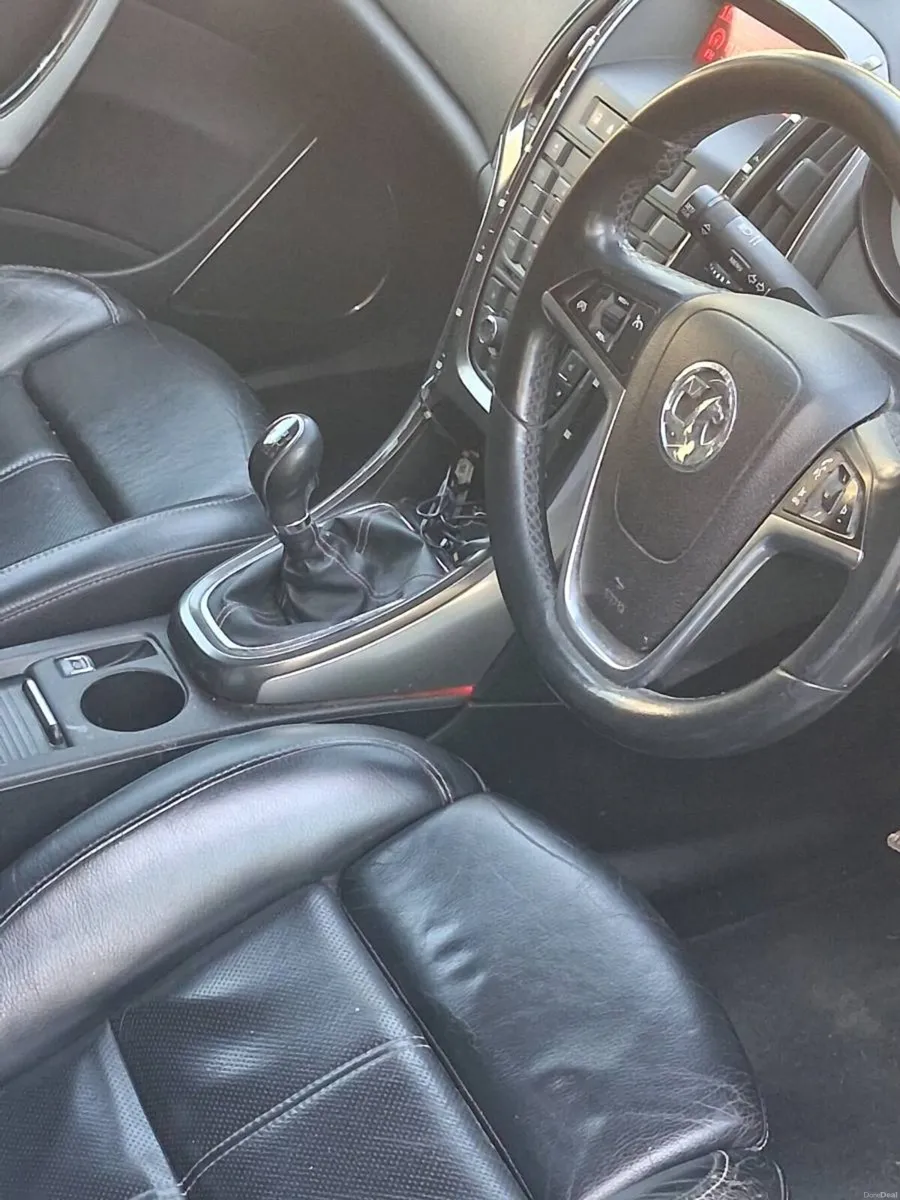 2011 Vauxhall Astra - Image 3