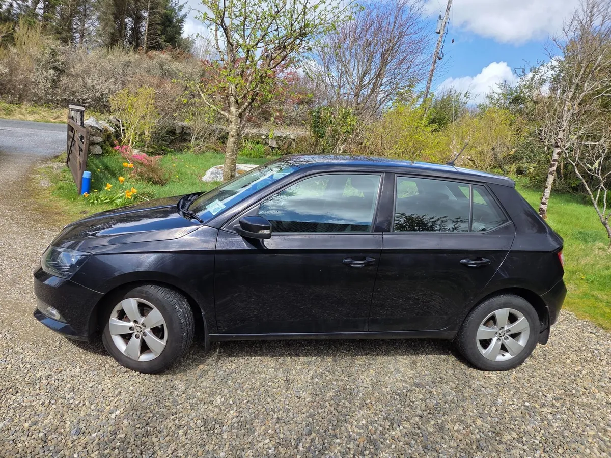 Skoda Fabia 2018 - Image 2