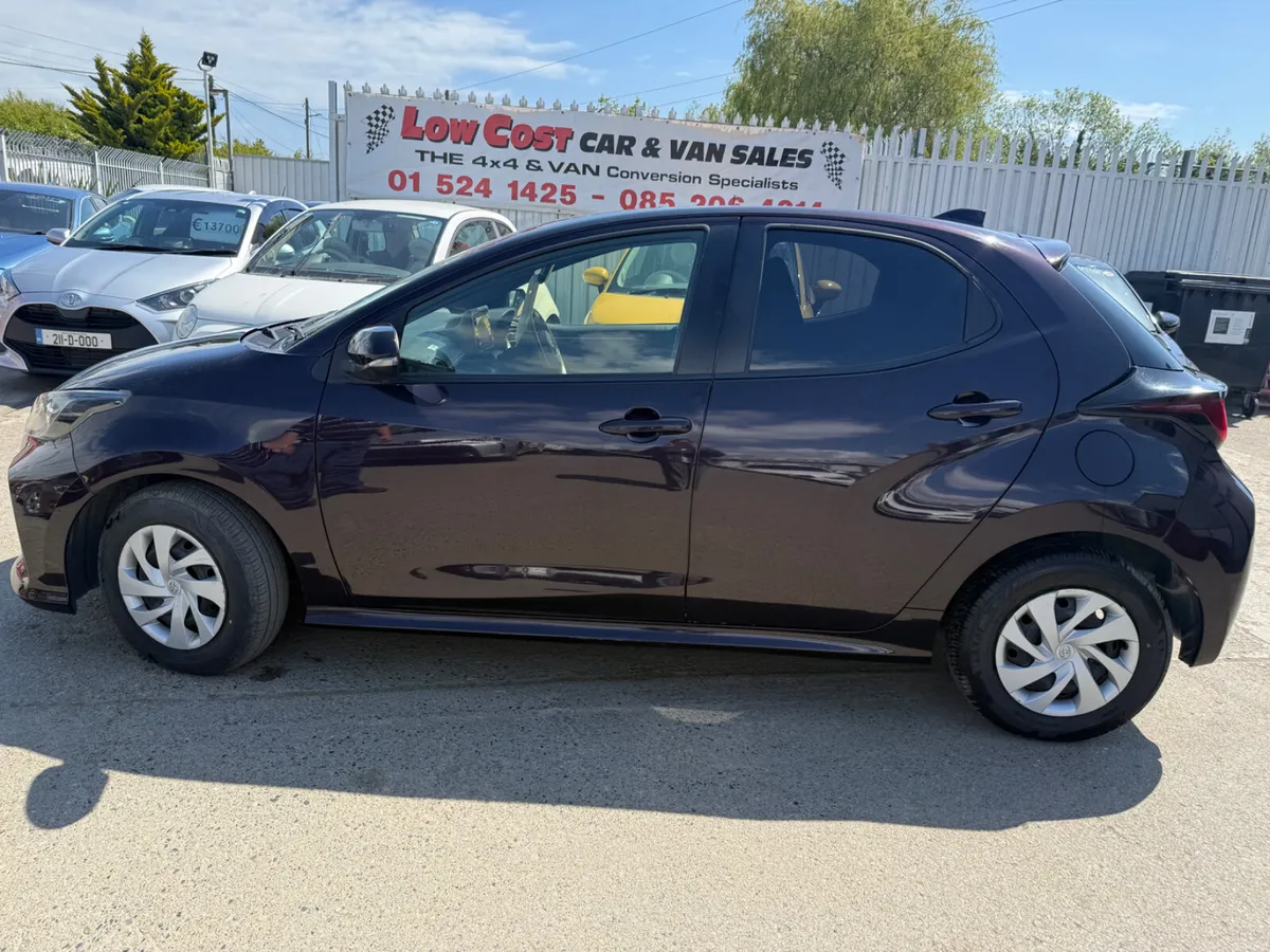 ///TOYOTA YARIS 2020///AUTOMATIC///REVERSE CAMERA/ - Image 1