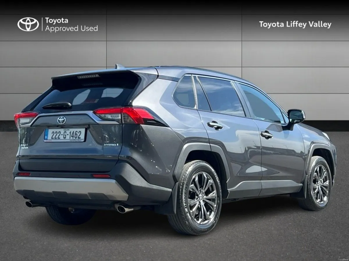 Toyota RAV4 RAV4 HYBRID PLATINUM - Image 2
