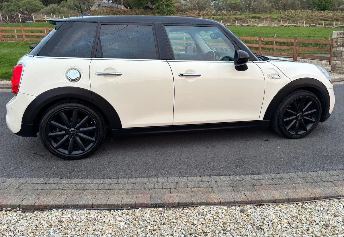 ** 2017 Mini Cooper SD ** - Image 5