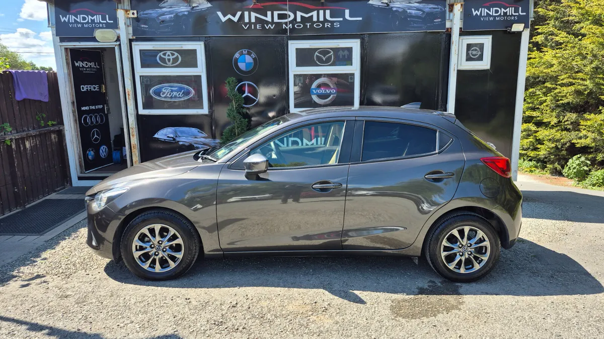 Mazda Demio 1.3 Automatic 2017 - Image 4