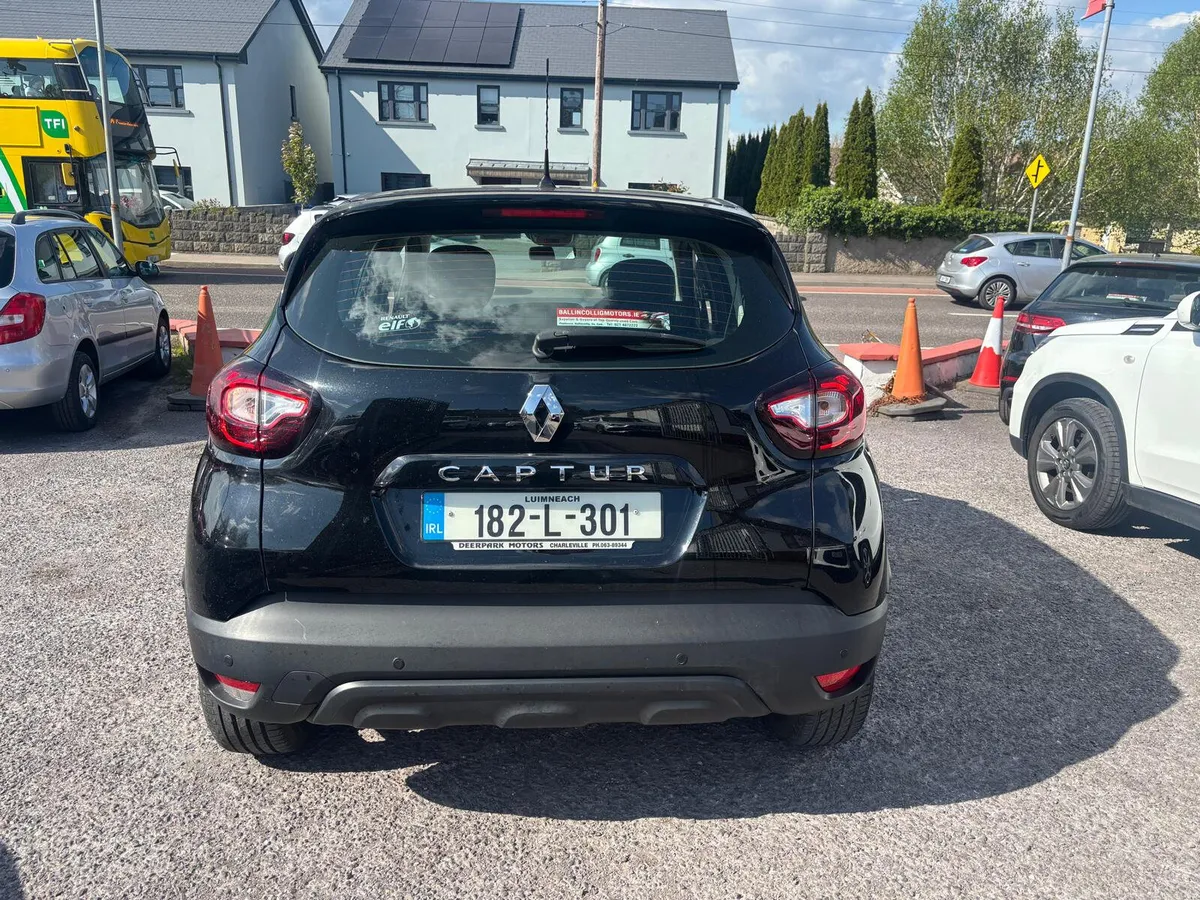 Renault Captur  DIESEL  1.5DCI  FINANCE  ARRANGED - Image 2