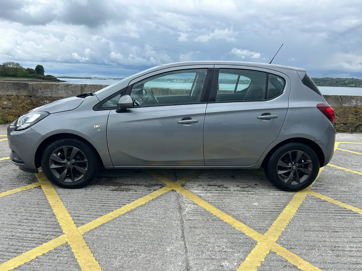 Opel Corsa 120 Special Edition 2019 - Image 3