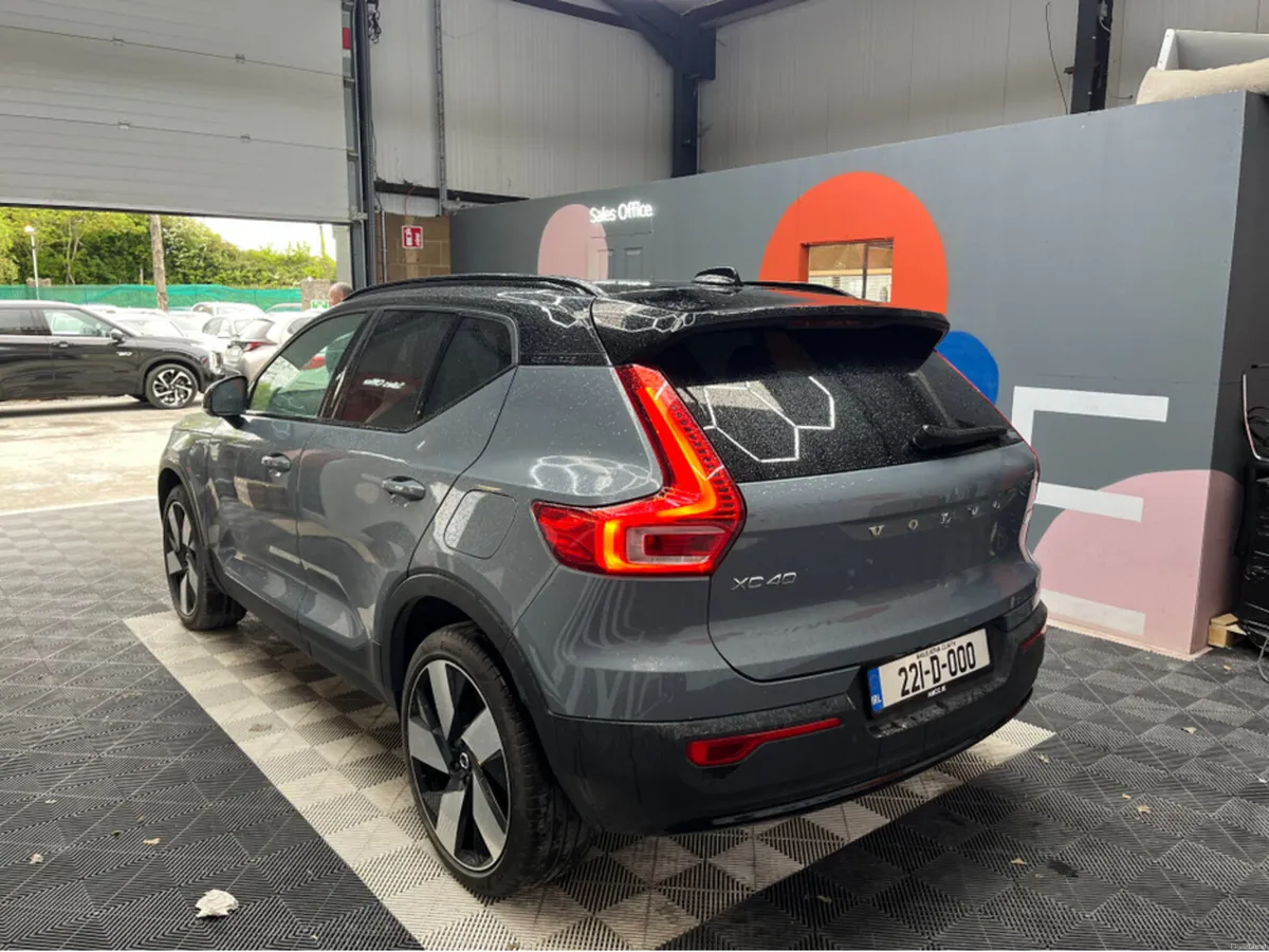 Volvo XC40 2022 VOLVO XC40 RECHARGE ULTIMATE TWIN - Image 4