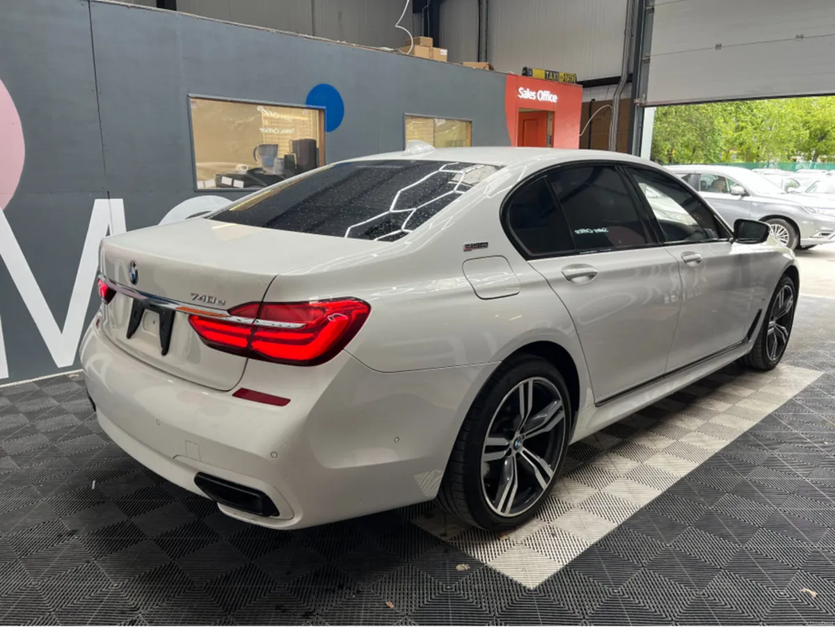 BMW 7-Series 2017 BMW 740E iPERFORMANCE M-SPORT 2. - Image 2