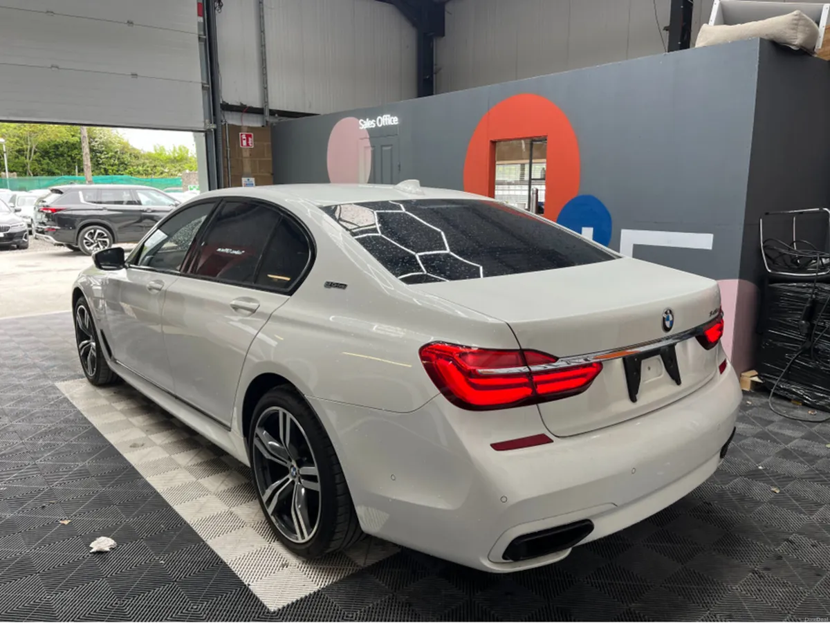 BMW 7-Series 2017 BMW 740E iPERFORMANCE M-SPORT 2. - Image 4