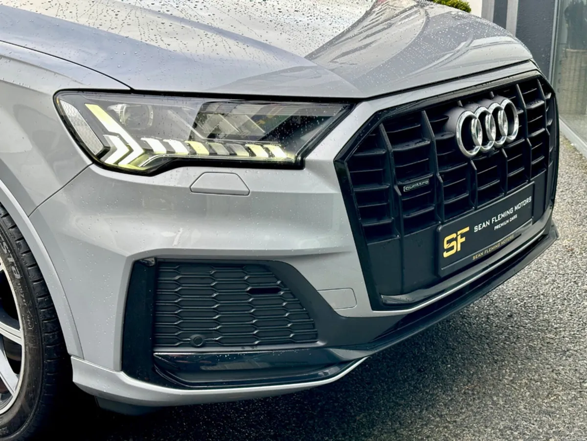Audi Q7 50 TDI BLACK EDITION 7 SEATS - Image 5