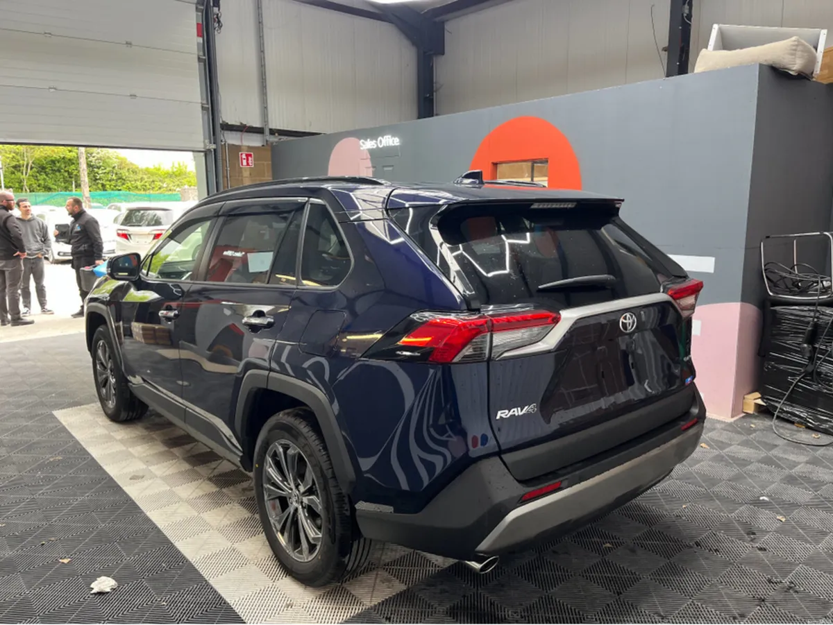 Toyota RAV4 2025 TOYOTA RAV4 HYBRID G 2.5 AUTOMATI - Image 4