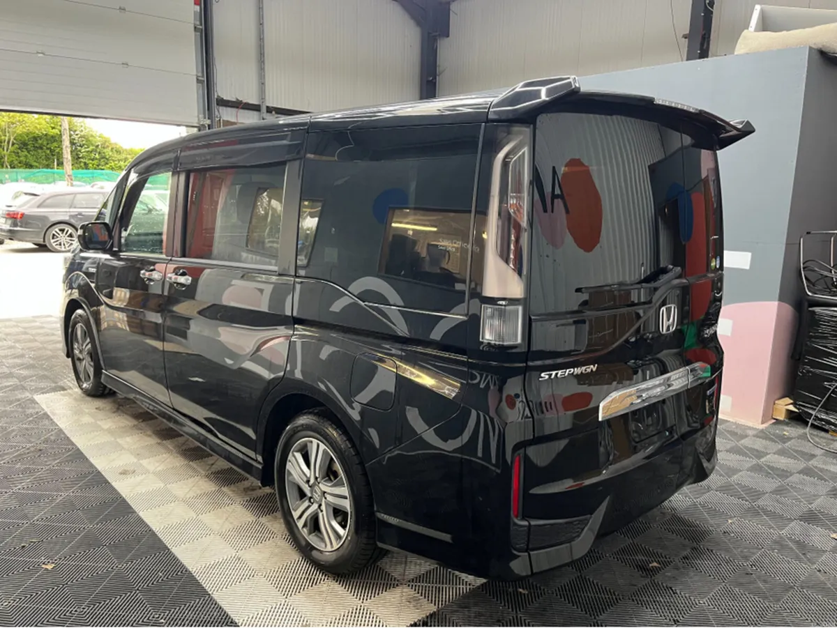 Honda Stepwagon 2018 HONDA STEPWAGON SPADA G HYBRI - Image 4